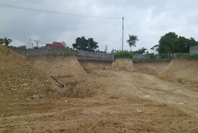 Excavation of Drainage and Water Lines 07.2015-382